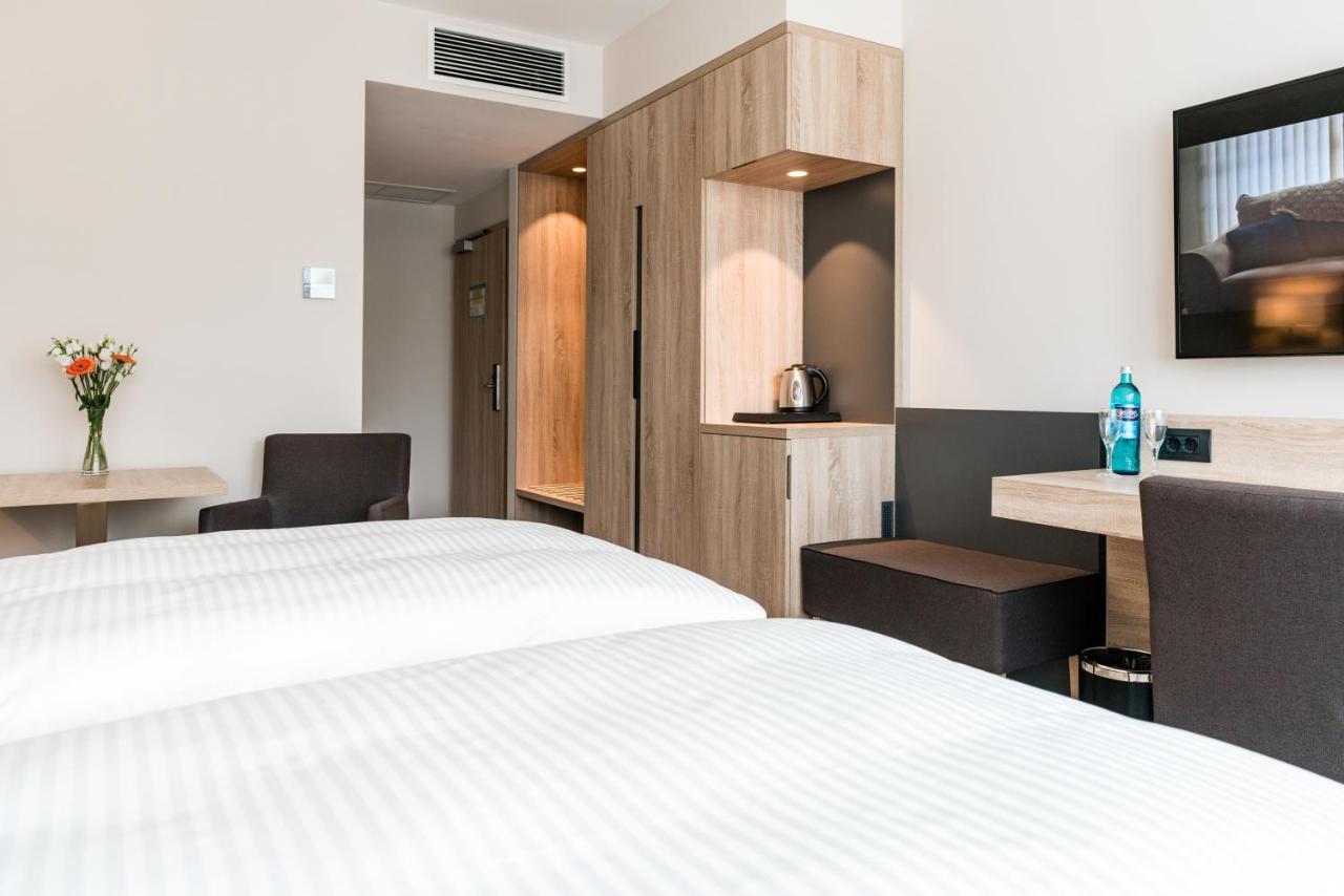 Hotel Am Wasserturm Берлін Екстер'єр фото